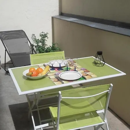 아파트 Renove Avec Terrasse Privative, En Plein Centre De Vichy, Proche Des Thermes Et Des Parcs. - Fr-1-489-216 비시